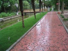  壓模混凝土地坪 